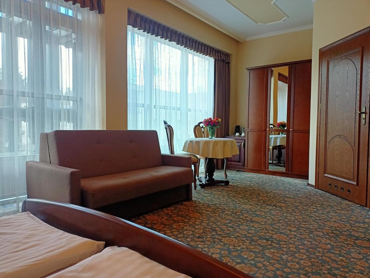 Victoria Cechini Hotel Krynica Zdroj Exterior photo