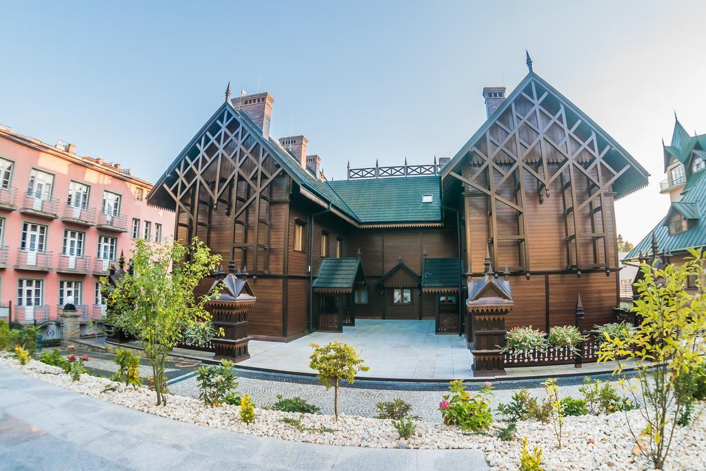 Victoria Cechini Hotel Krynica Zdroj Exterior photo