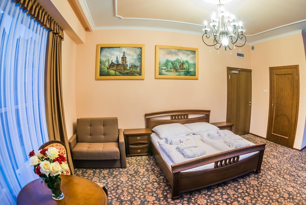 Victoria Cechini Hotel Krynica Zdroj Room photo